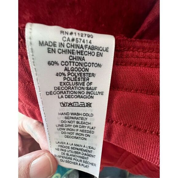 NWT True Religion Red Fleece Joggers With Gold Studded Horseshoe - Picture 7 of 7